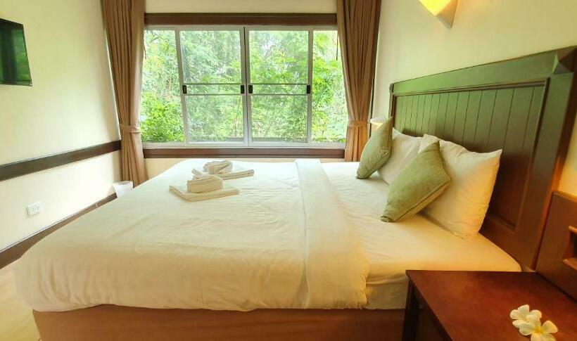 Номер Deluxe Вид на Бассейн, Isle Beach Resort Krabi Sha