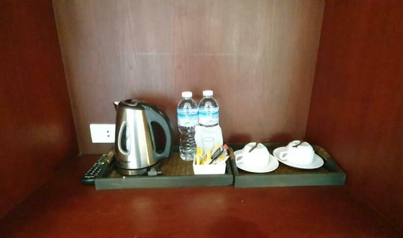 Номер Deluxe Вид на Бассейн, Isle Beach Resort Krabi Sha