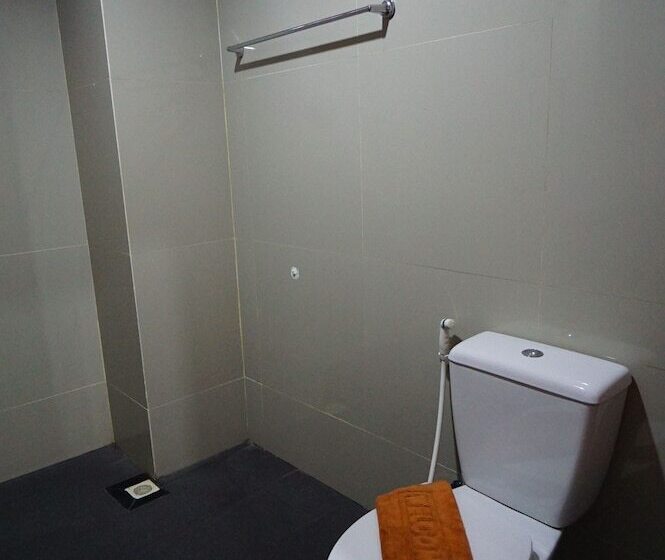 디럭스 룸, Phuthara Hostel