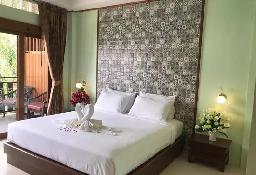 バルコニー付きスタンダードルーム, Pratum Resort