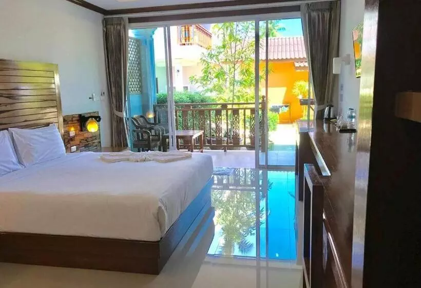 バルコニー付きデラックスルーム, Pratum Resort