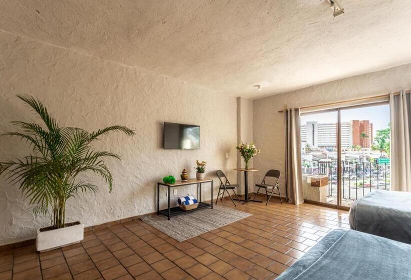 トリプルクラシックルーム, Soy Local Puerto Vallarta