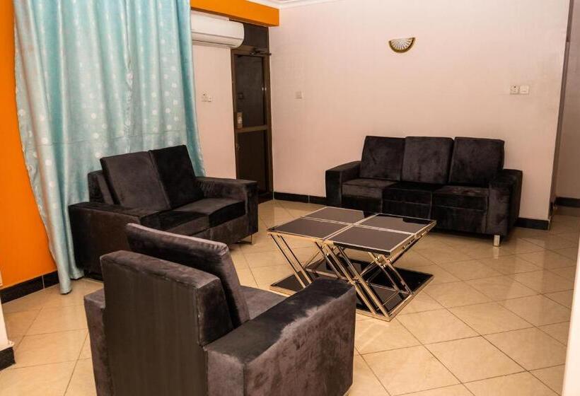 سوییت سوپریور, Ports Line Hotel & Spa