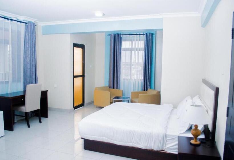 سوییت سوپریور, Ports Line Hotel & Spa