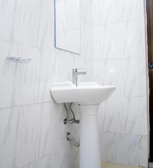 سوییت سوپریور, Ports Line Hotel & Spa