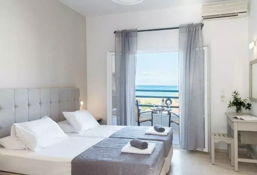 استودیوی استاندارد با چشم‌انداز دریا, Ammos Apartments