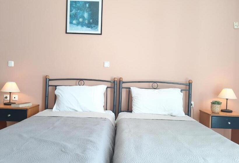 Студио Economy, Casa De Blue Studios & Apartments