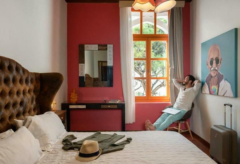 スタンダードルーム, A For Art