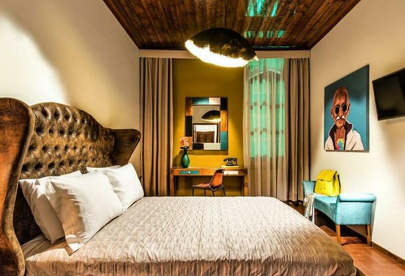 スタンダードルーム, A For Art