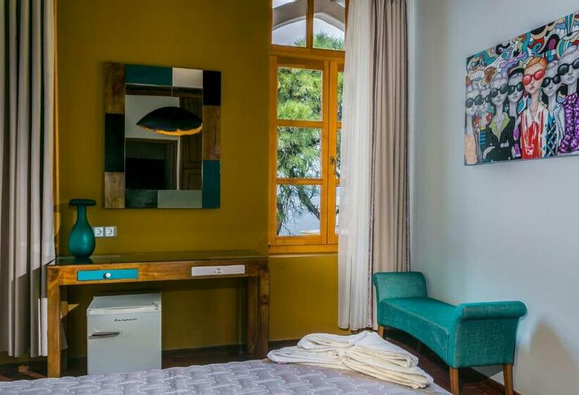 スタンダードルーム, A For Art