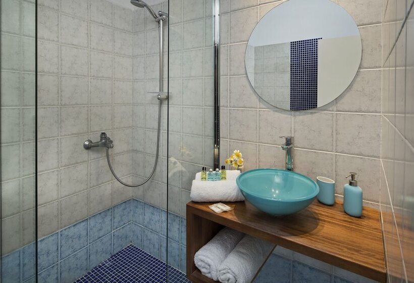 Standard 3 Pers. Værelse, Afrodete