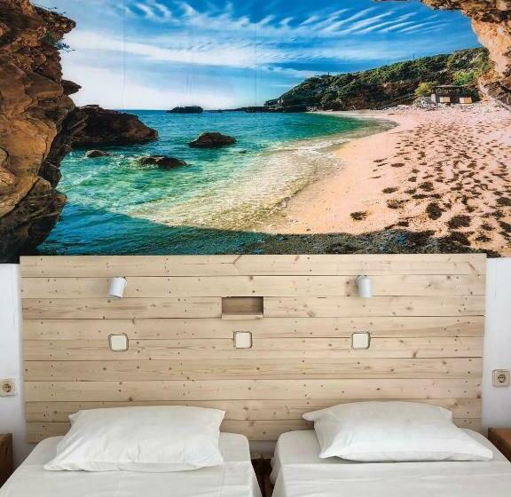 Quarto Estandar, Antonis