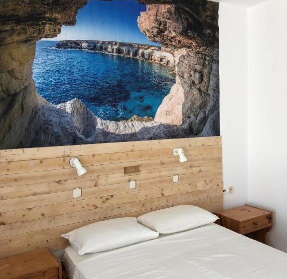 Quarto Estandar Vista Mar, Antonis