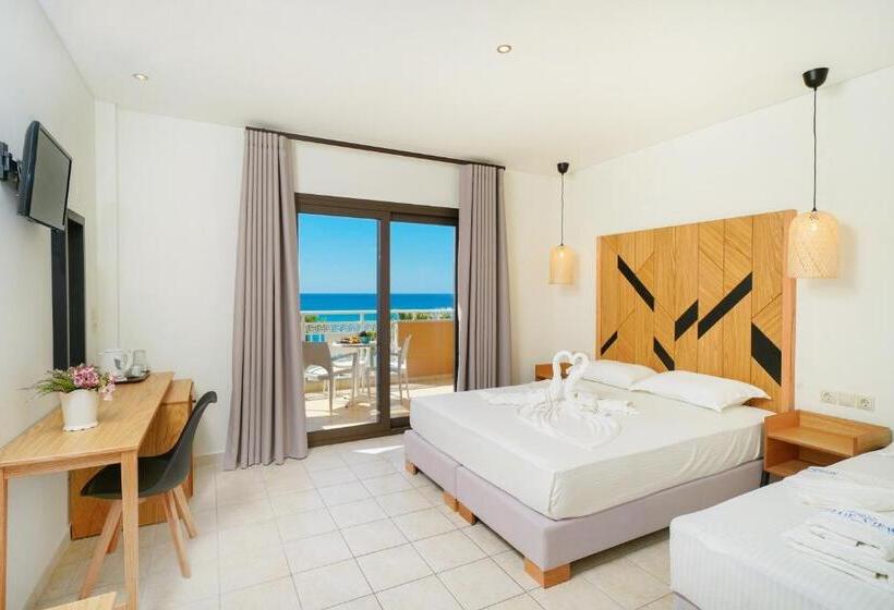 オーシャンビューのデラックストリプルルーム, Blue View