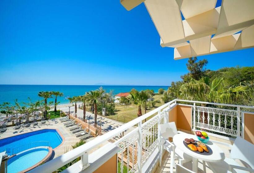 オーシャンビューのデラックストリプルルーム, Blue View