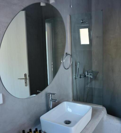 اتاق راحتی سه تخته, Casa Grande