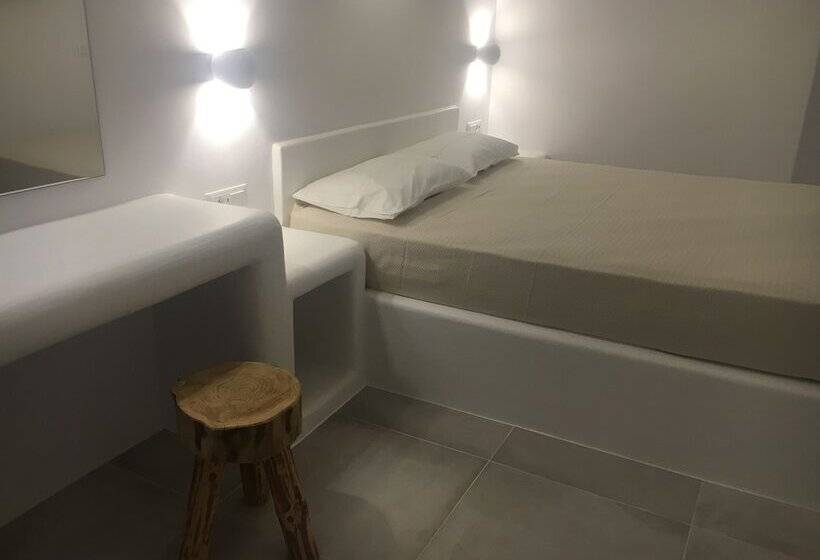 اتاق راحتی سه تخته, Casa Grande