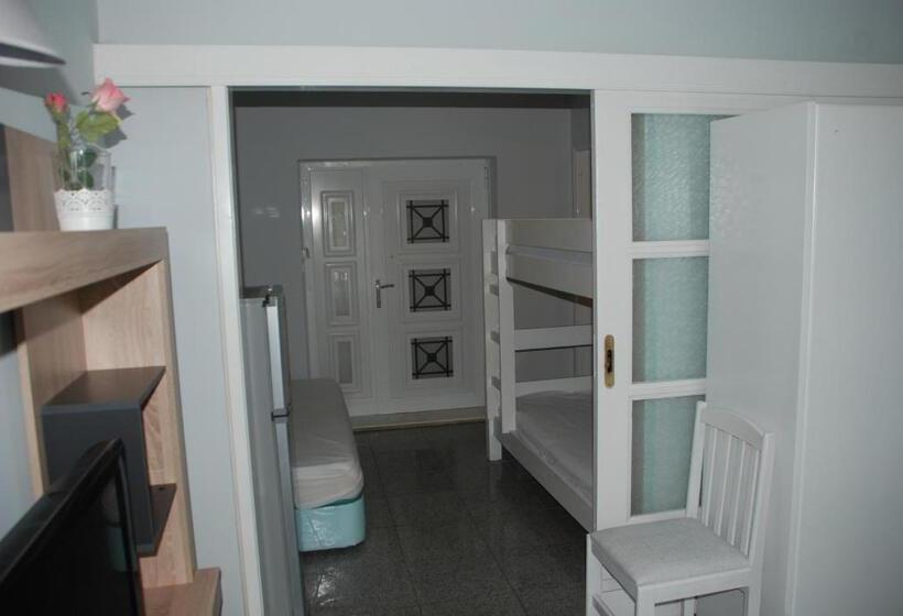 חדר משפתחתי סופריור, Diaporos