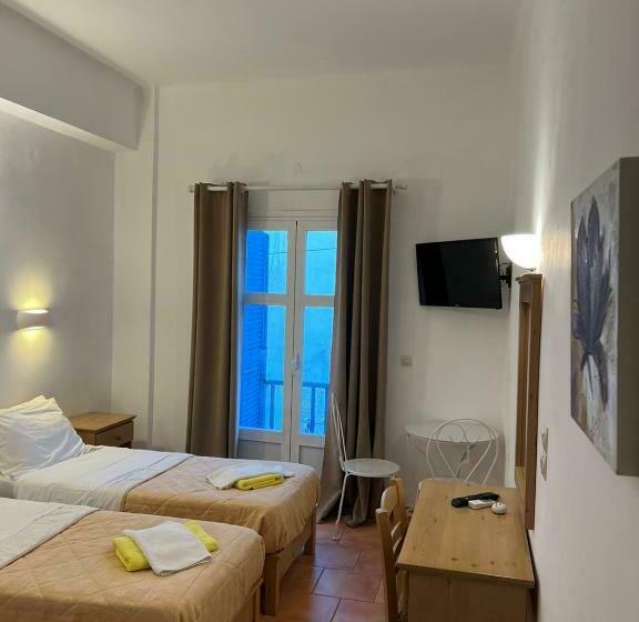 חדר אקונומי, Galini