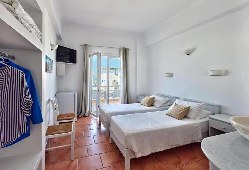 חדר אקונומי, Galini