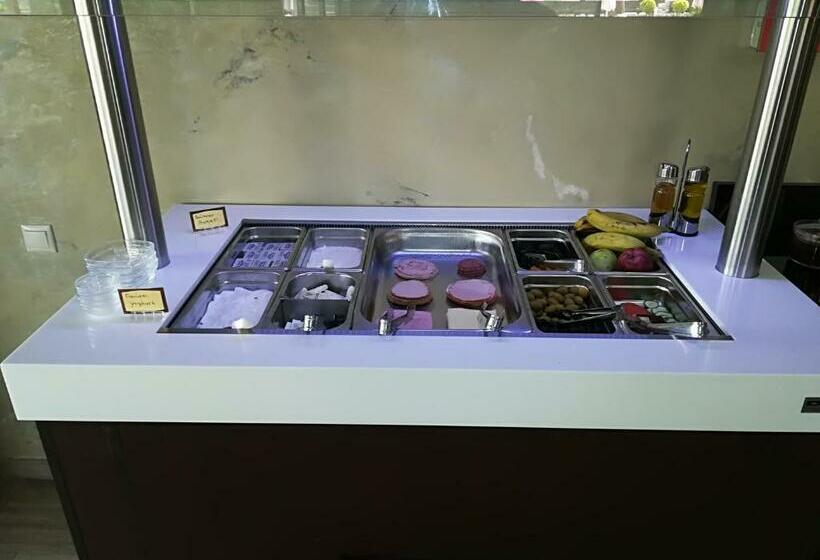 סטודיו סטנדרט עם מרפסת, Garden