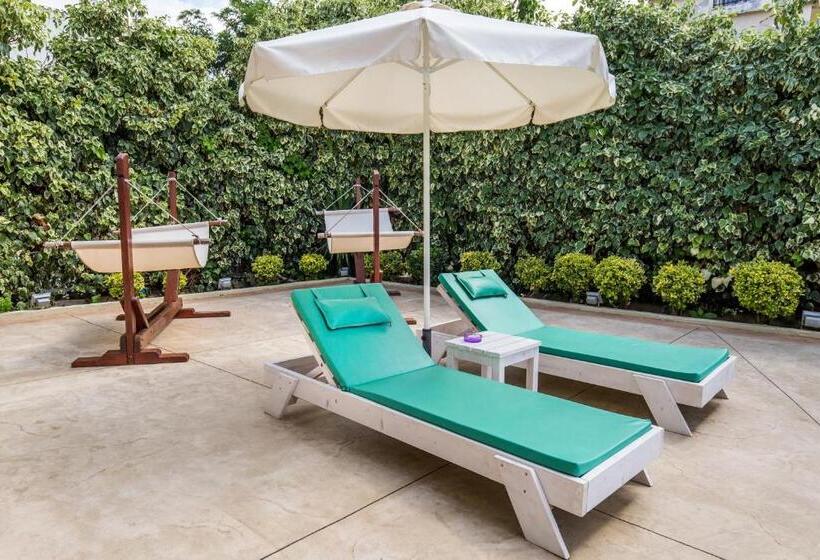 סטודיו סטנדרט עם מרפסת, Garden