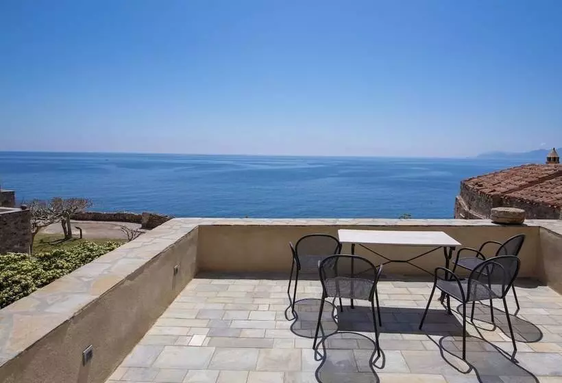 ジュニアスイート, Goulas Traditional Guesthouse