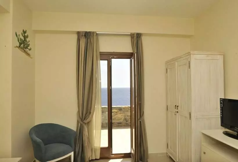 スタンダードルーム, Porto Mani Suites
