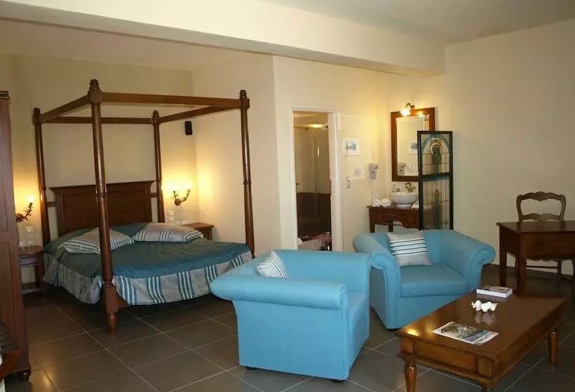 ジュニアスイート, Porto Mani Suites