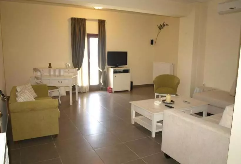 スイート, Porto Mani Suites