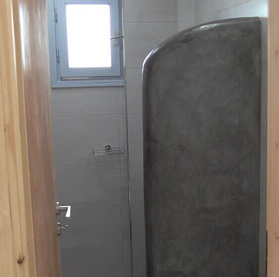 Standardzimmer mit Poolblick, Daylight