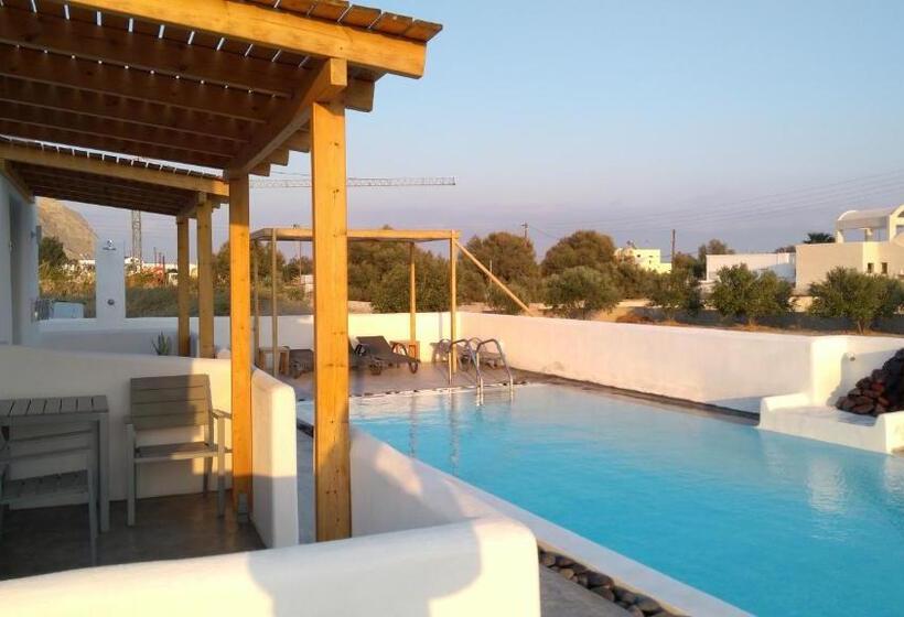 Standardzimmer mit Poolblick, Daylight