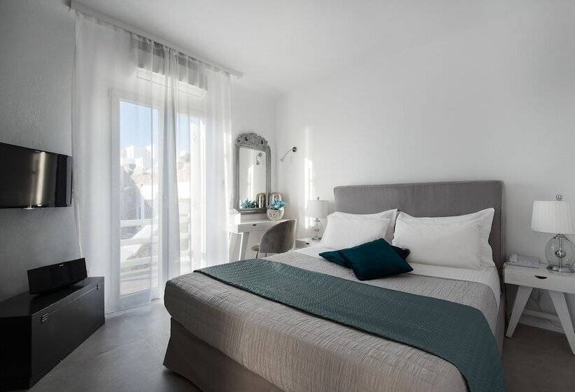 סוויטת 3 חדרי שינה, Riva Suites   Adults Only