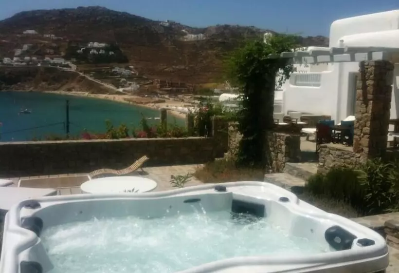 خانه 4 خوابه, Sea Side Studios & Houses