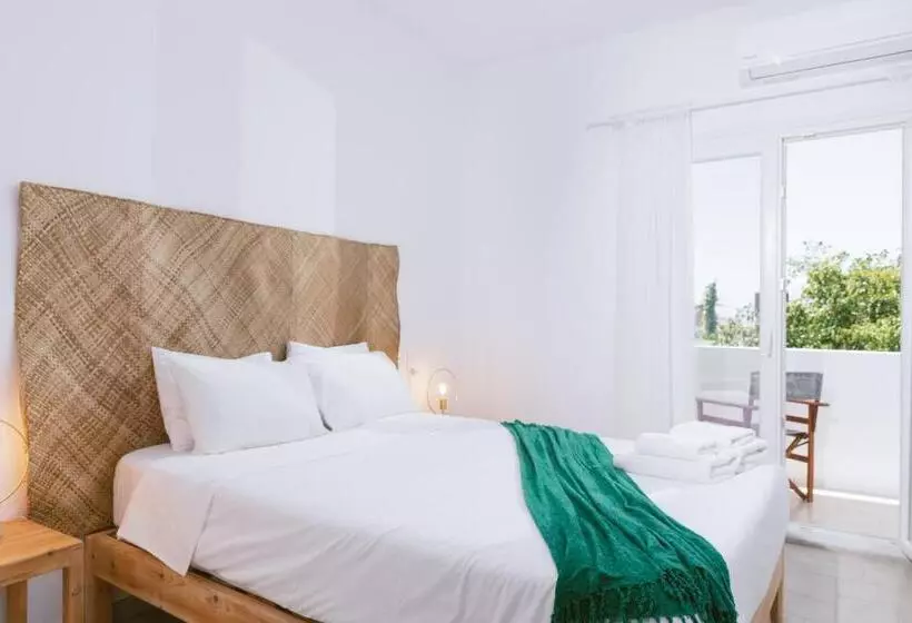 اتاق استاندارد با بالکن, Die Zwei Brüder Art & Suites