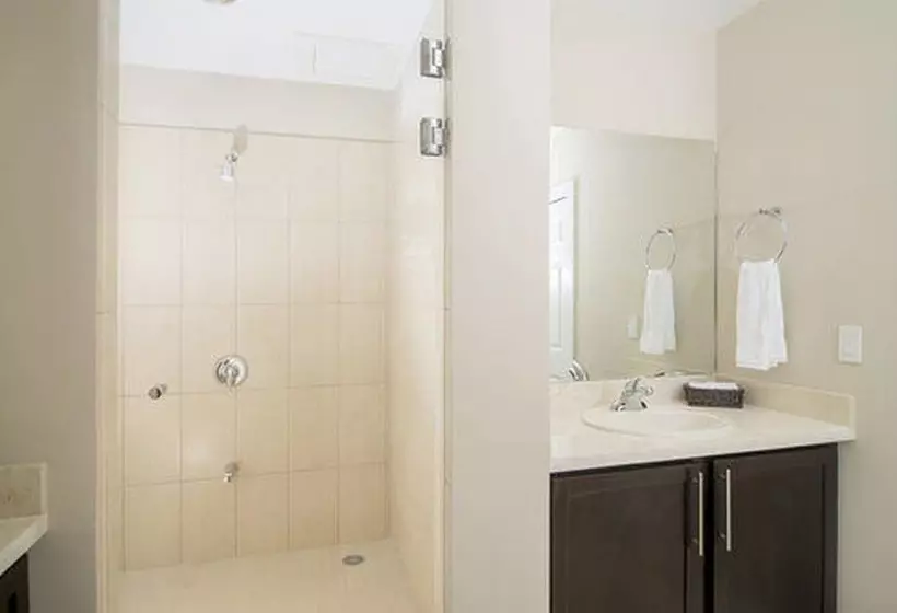 آپارتمان لوکس 1 خوابه, Coco Breeze Private Residence