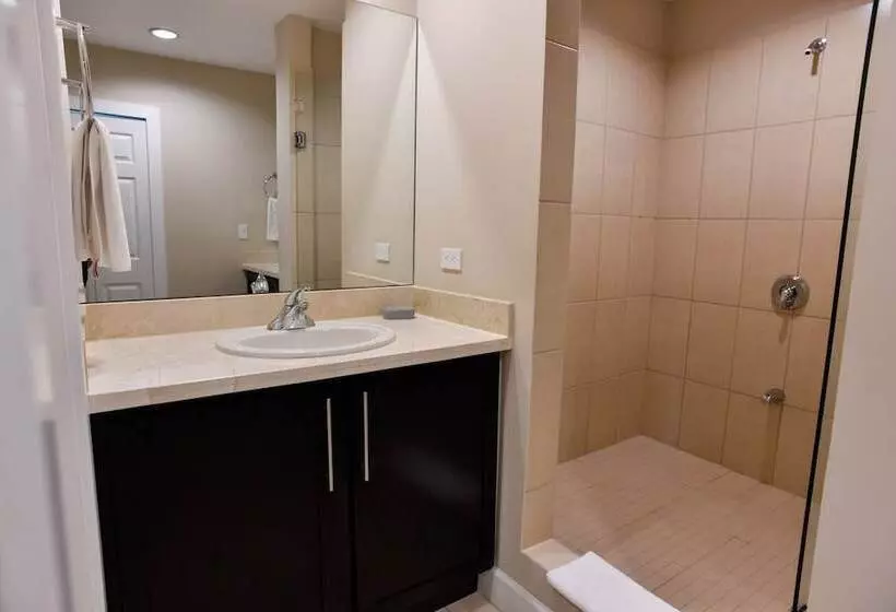 آپارتمان دلوکس 3 خوابه, Coco Breeze Private Residence