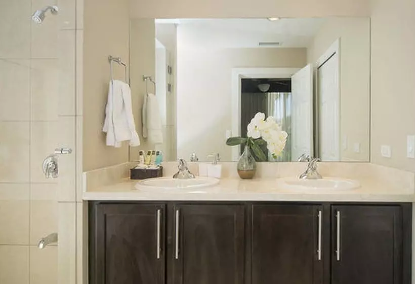آپارتمان لوکس 2 خوابه, Coco Breeze Private Residence