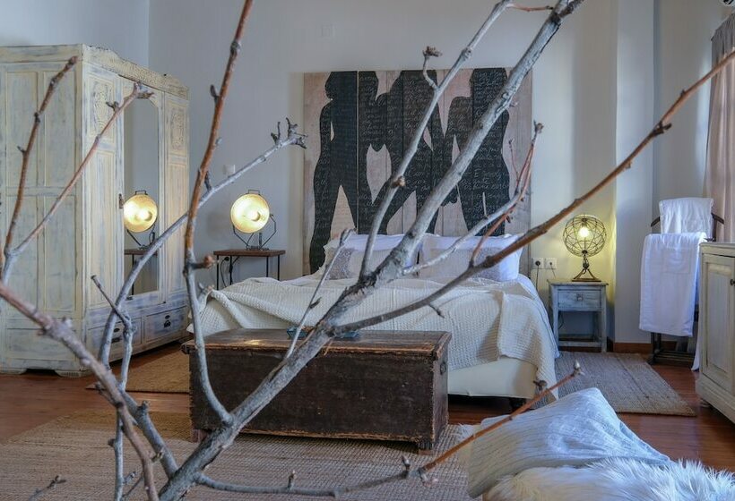 Полулюкс, Amymone And Adiandi