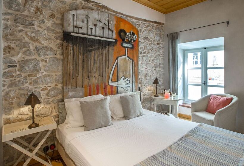 Номер Стандарт Индивидуальный, Amymone And Adiandi