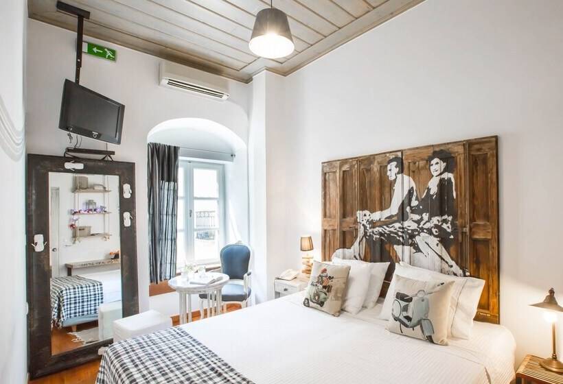 标准单人间, Amymone And Adiandi