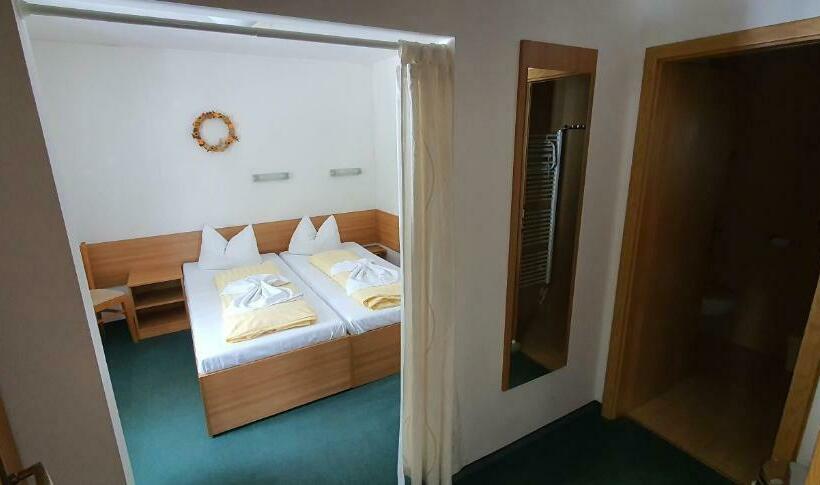 Standard Værelse, Děvín