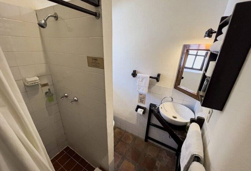 Номер Стандарт Трехместный, El Albergue Ollantaytambo