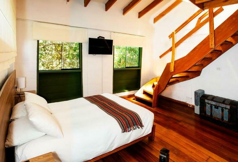 Family Room, Inkarri Cusco