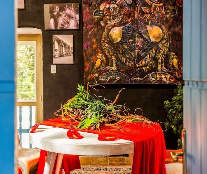 Family Room, Inkarri Cusco