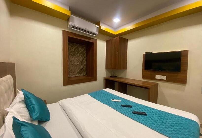 اتاق لوکس, Jodiya  Near Cst