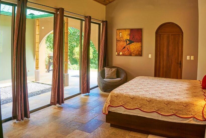 בית, חדר שינה 1, Manoas