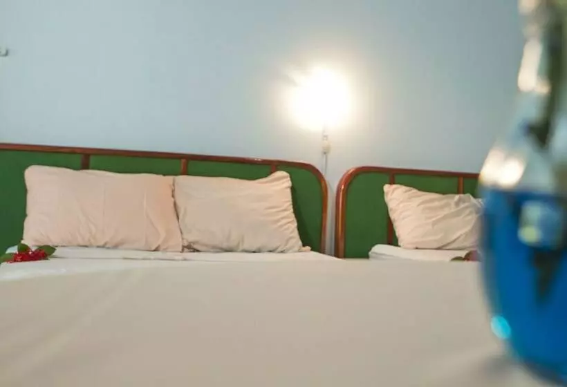 اتاق استاندارد سه نفره, Porto Bello