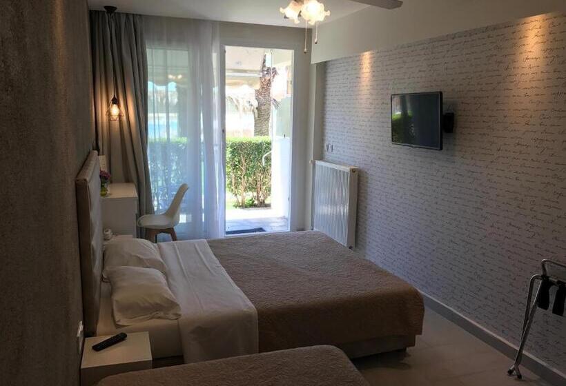 스탠다드 트리플 룸 가든 전망, Porto Palio Beach