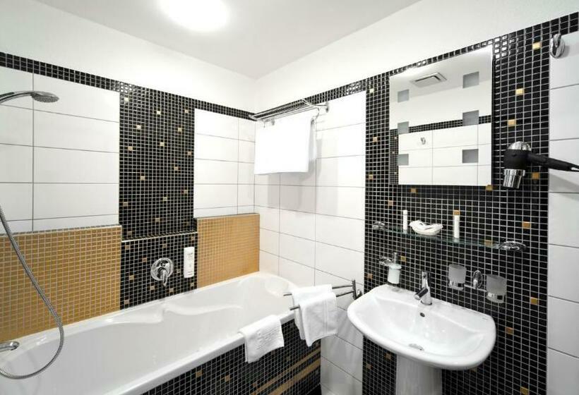 اتاق لوکس, Spa & Wellness Hotel St. Moritz